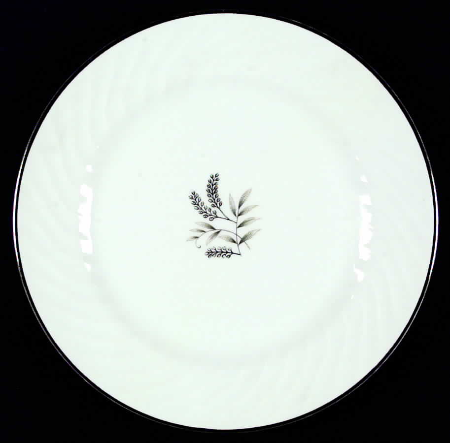 Prestige Dinner Plate by Arlen-1