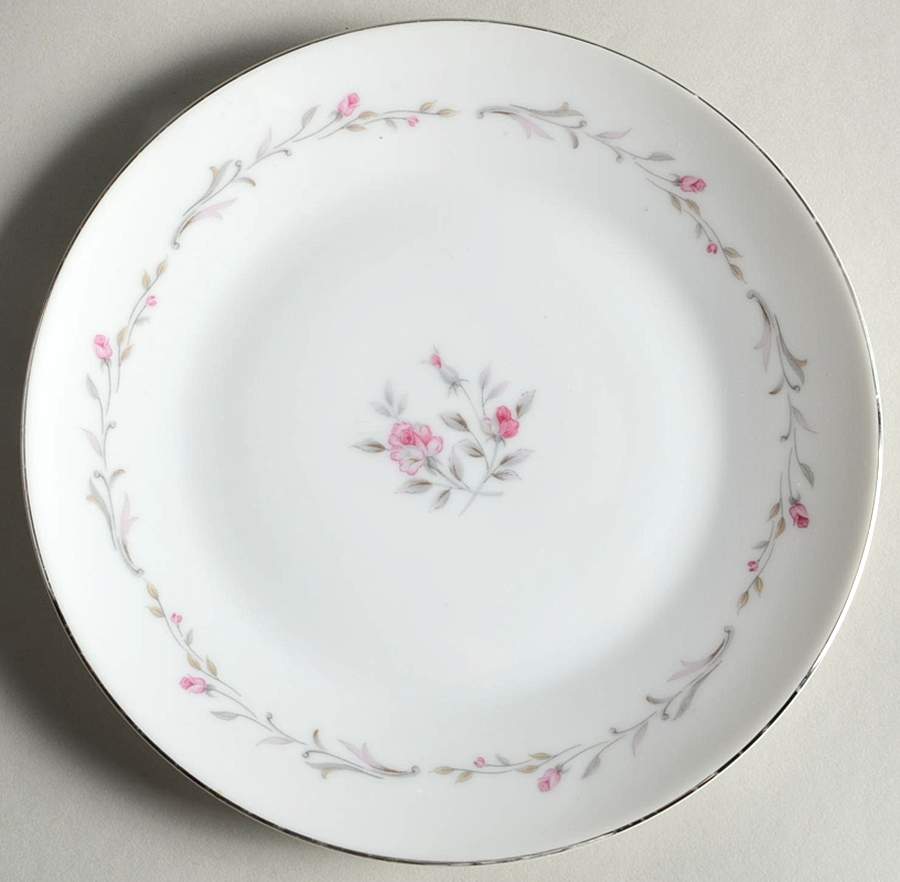 Primrose Salad Plate by Arlen-1