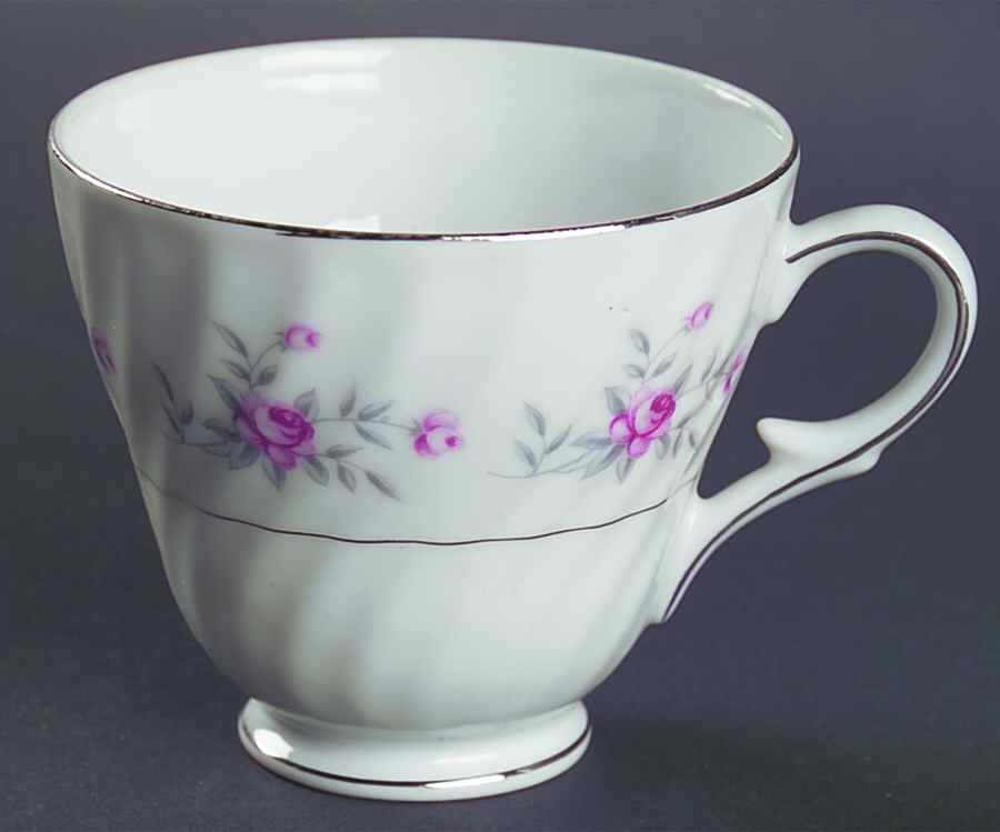 Rosette Footed Cup by Arlen-1