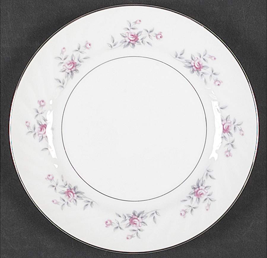 Rosette Salad Plate by Arlen-1