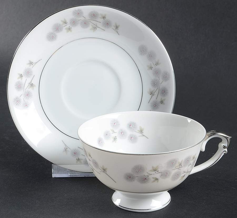 Starlet Footed Cup & Saucer Set by Arlen-1