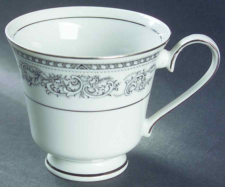Sterling Footed Cup by Arlen-1