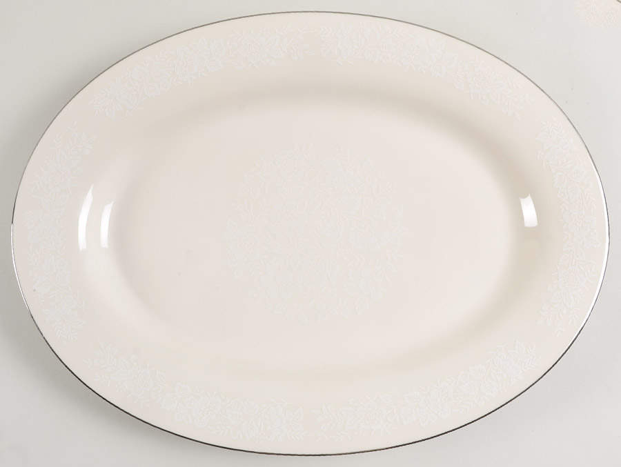 Winterset 16" Oval Serving Platter by American Royalty-1