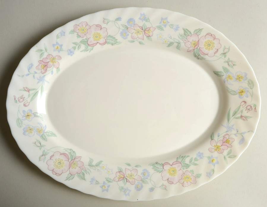 Champetre 13" Oval Serving Platter by Arcopal-1