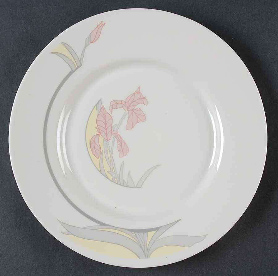 Diana Luncheon Plate by Arcopal-1