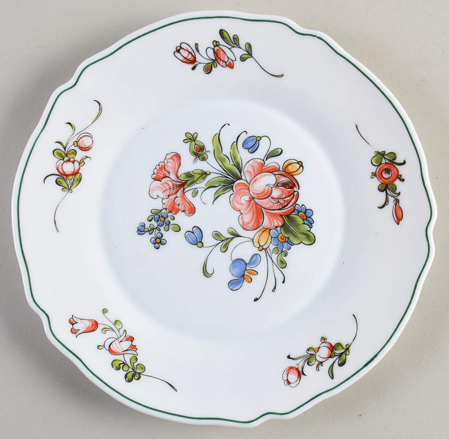 Provincial Luncheon Plate by Arcopal-1
