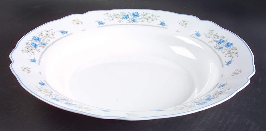 Romantique 11" Round Deep Bowl by Arcopal-1