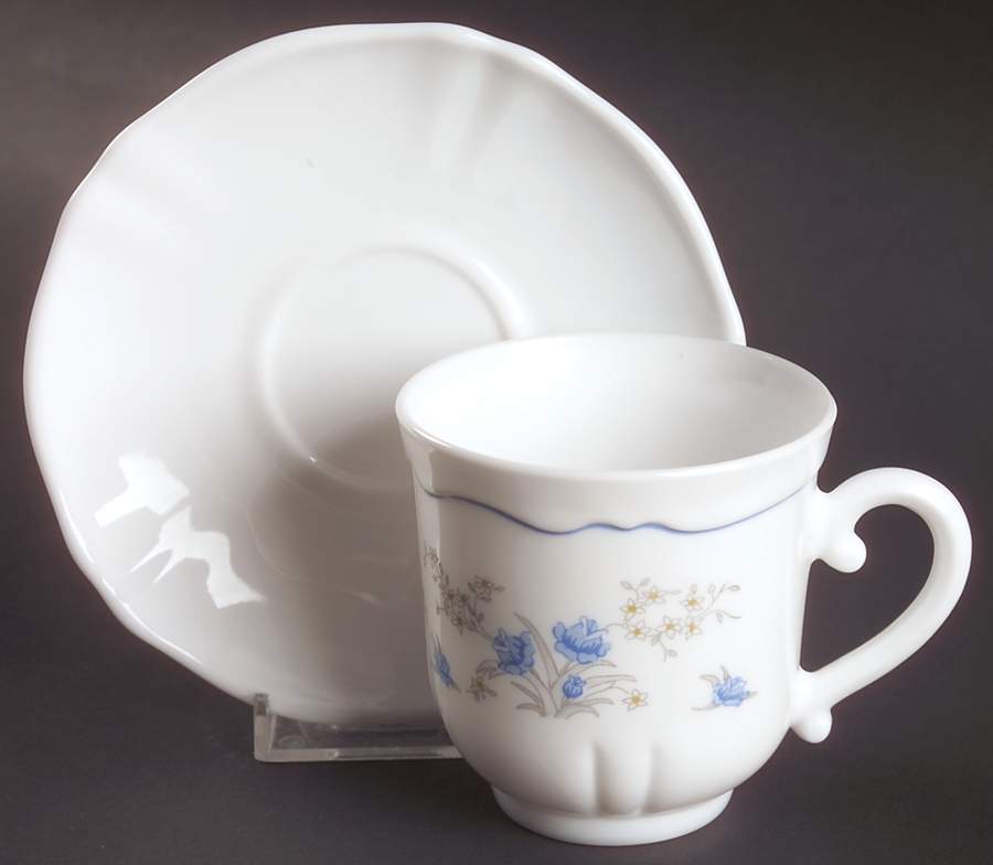 Romantique Flat Cup & Saucer Set by Arcopal-1