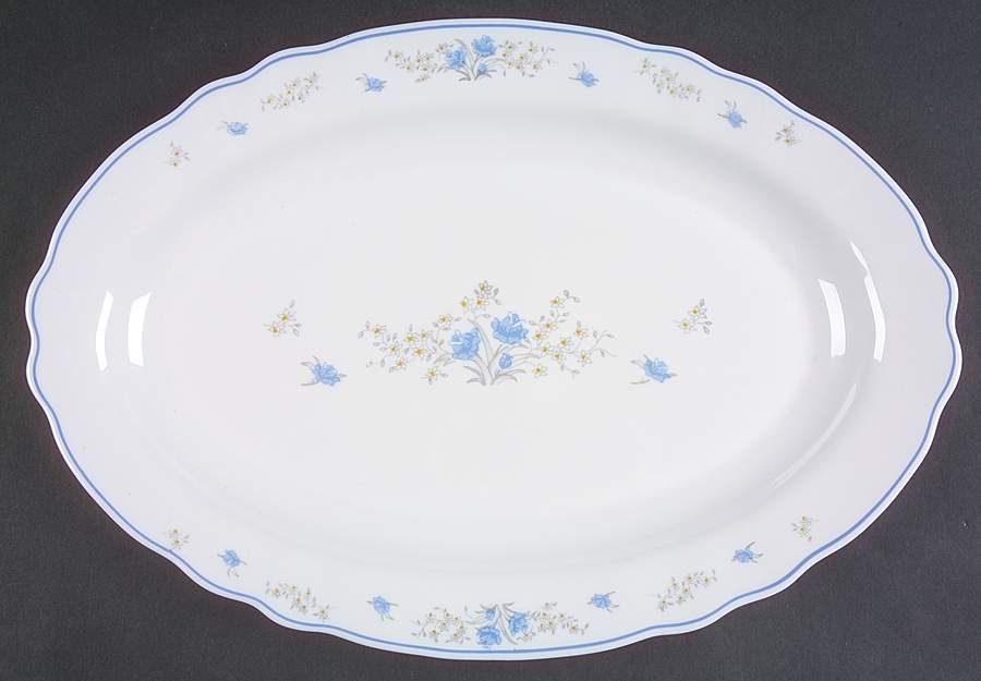 Romantique 13" Oval Serving Platter by Arcopal-1
