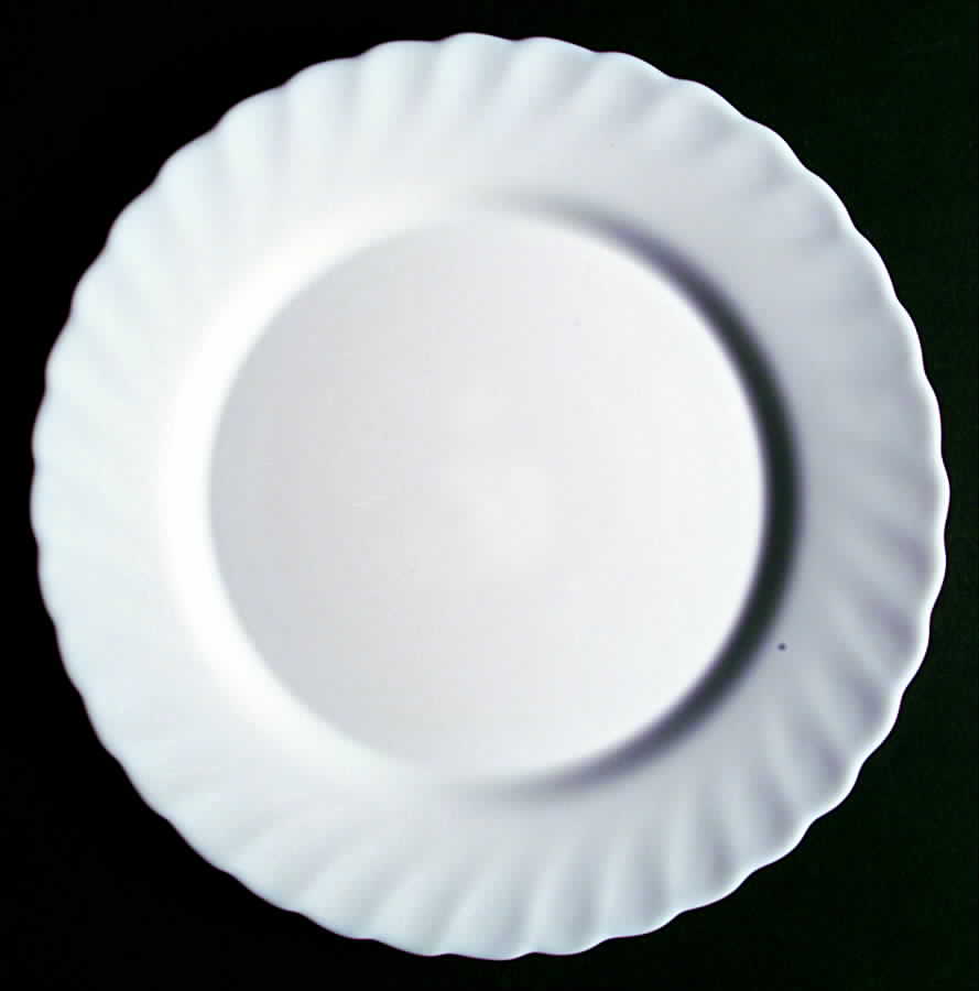 Trianon White Dinner Plate by Arcopal-1