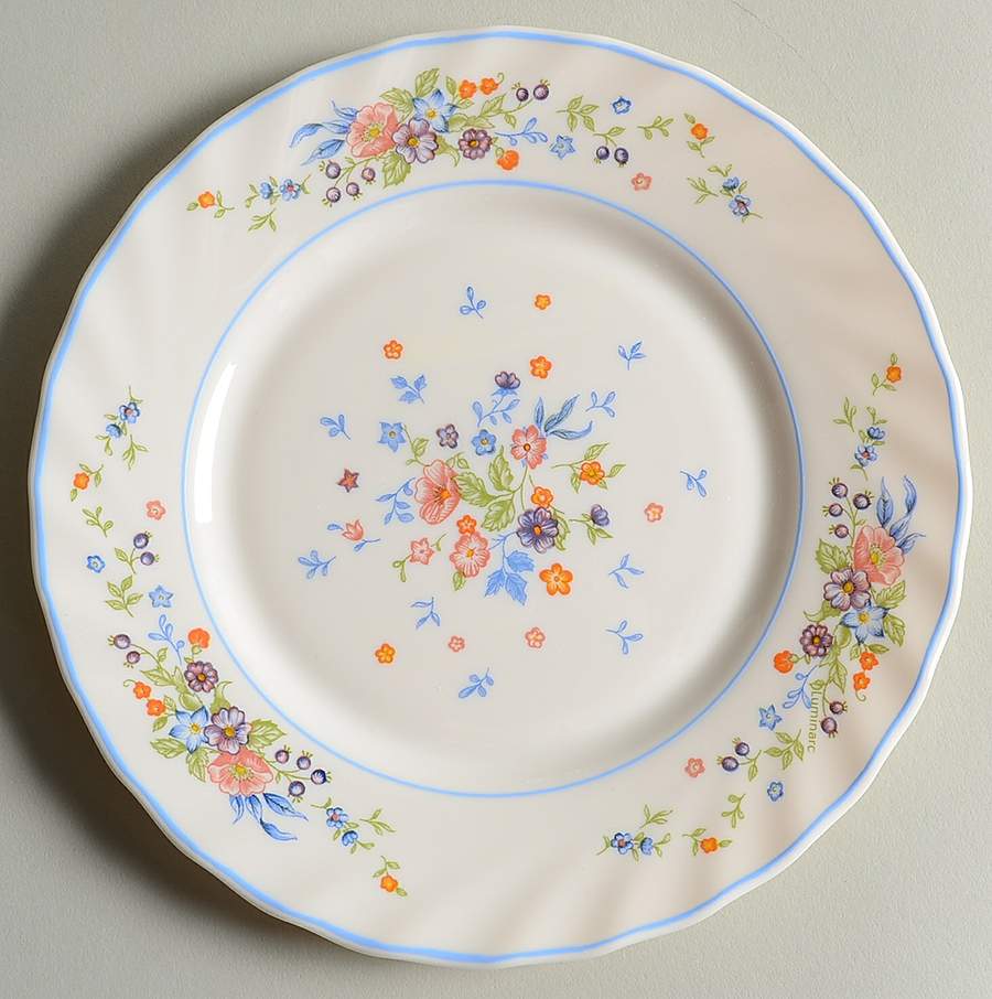 Victoria Salad Plate by Arcopal-1