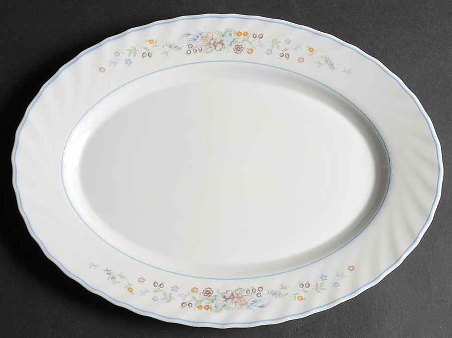 Victoria 13" Oval Serving Platter by Arcopal-1