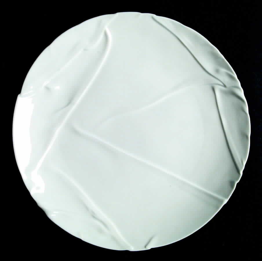 92002 Dinner Plate by Arita-1