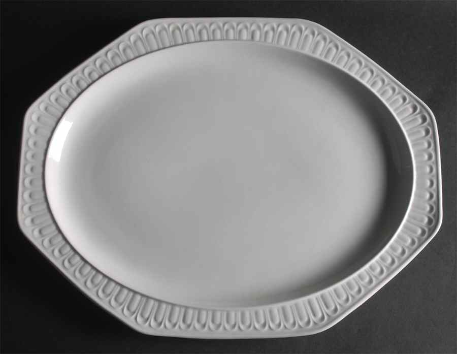 Alegre 16" Oval Serving Platter by Arita-1