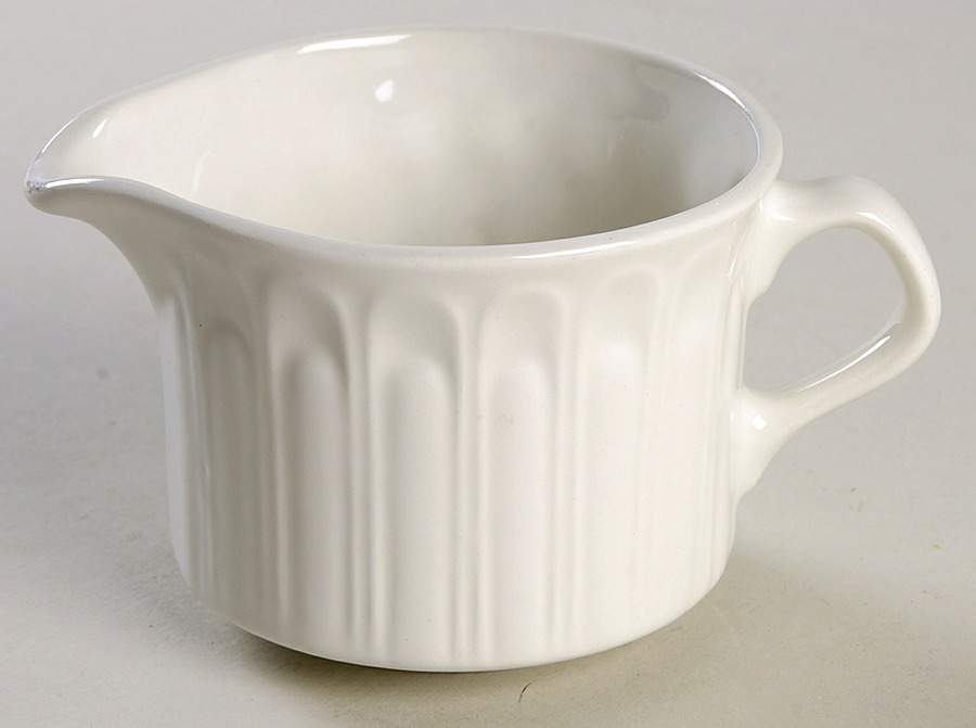 Alegre Creamer by Arita-1