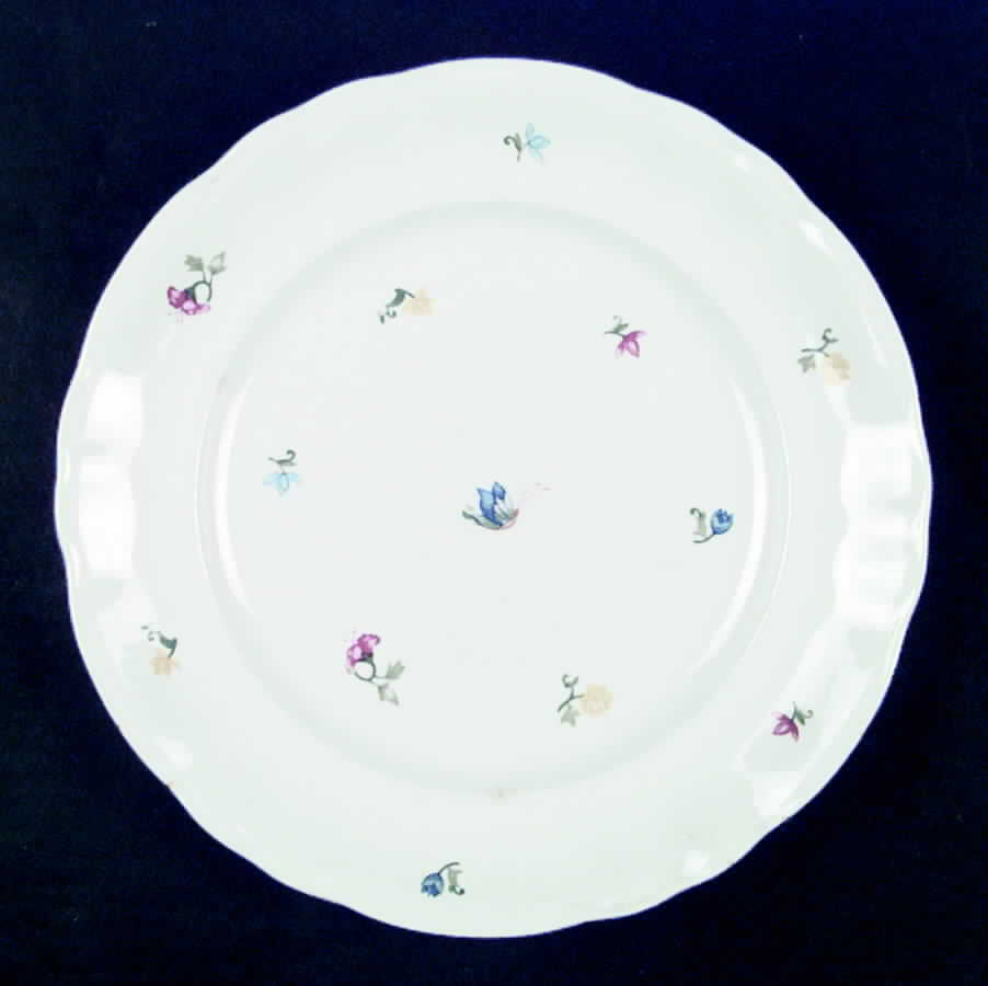 Antoinette Dinner Plate by Arita-1
