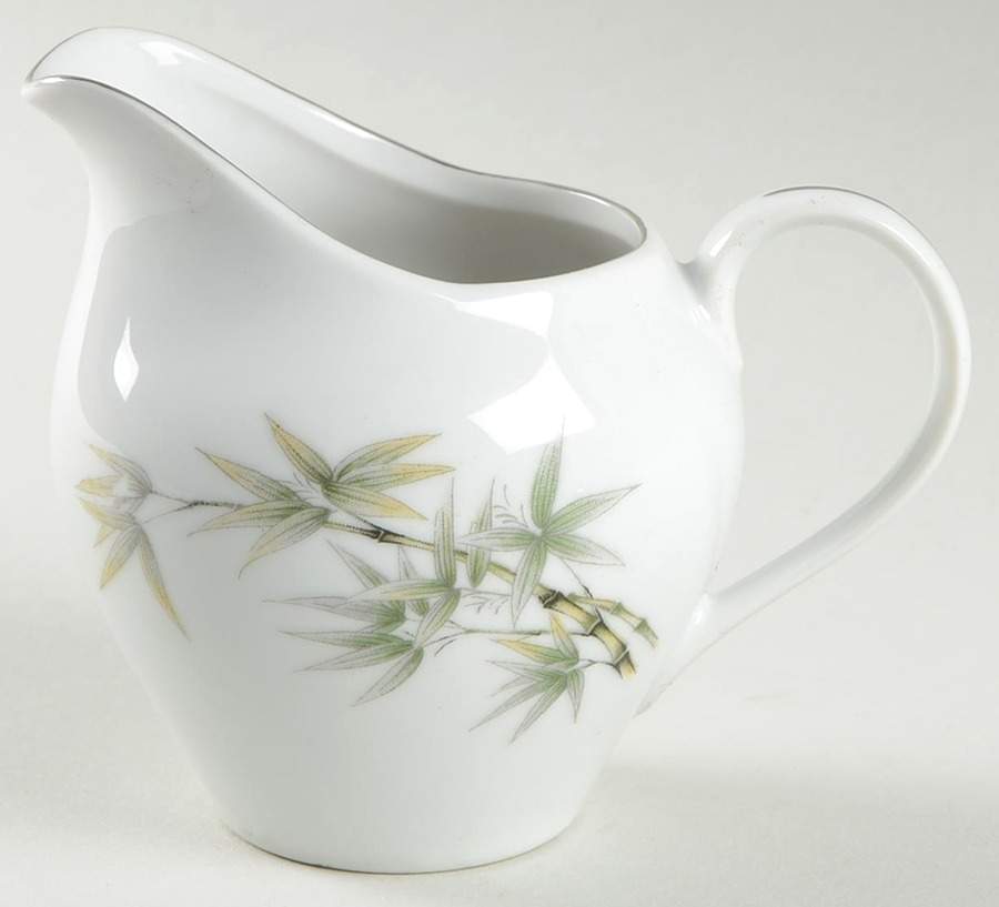 ART4 Creamer by Arita-1
