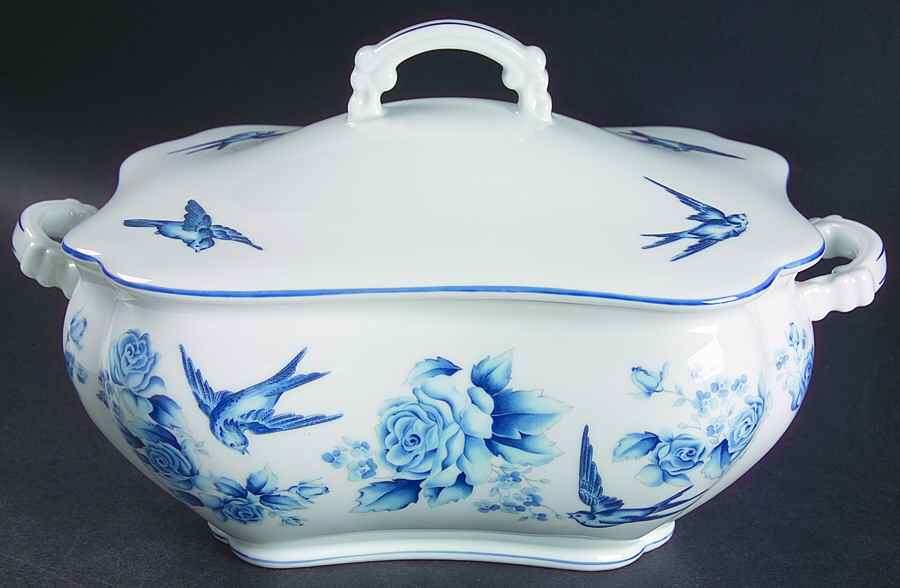 Blue Damask Rectangular Covered Vegetable by Arita-1