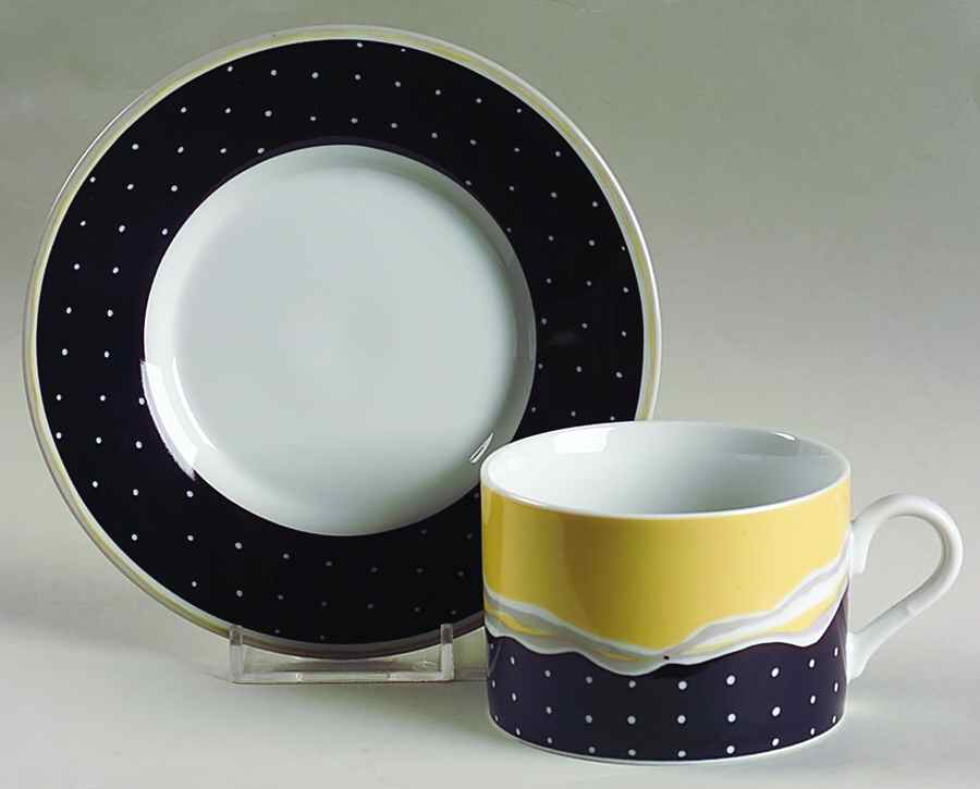 Cirage Flat Cup & Saucer Set by Arita-1