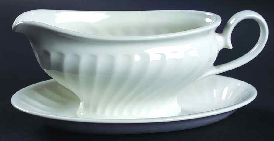 Coronado Gravy Boat & Underplate/Relish by Arita-1
