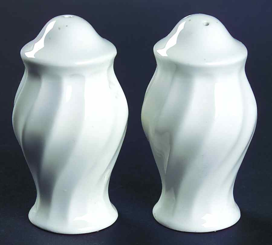 Coronado Salt & Pepper Set by Arita-1