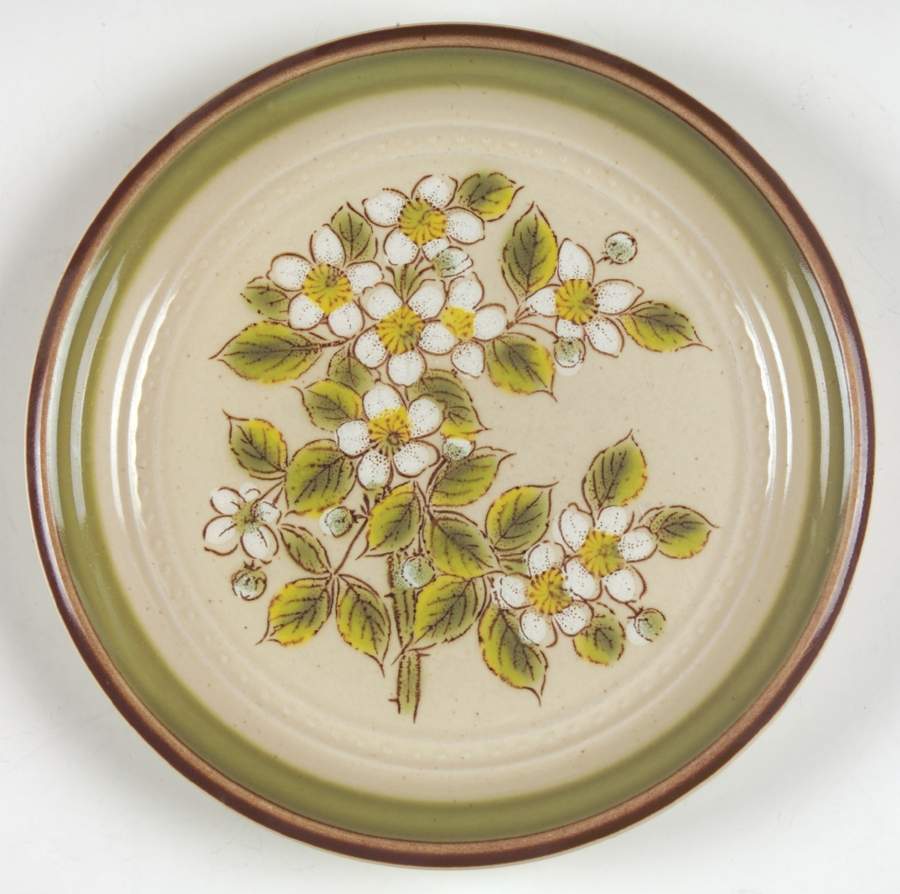 Daphne Salad Plate by Arita-1