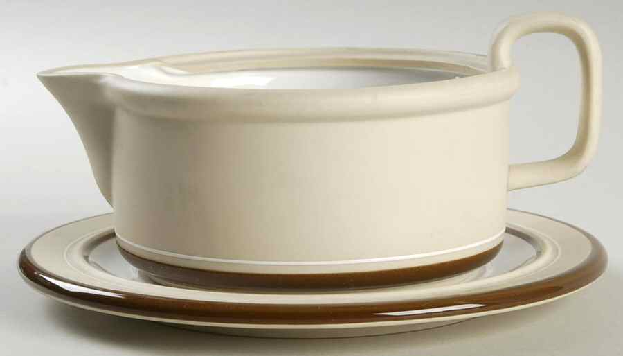 Genesis Beige Gravy Boat & Underplate by Arita-1