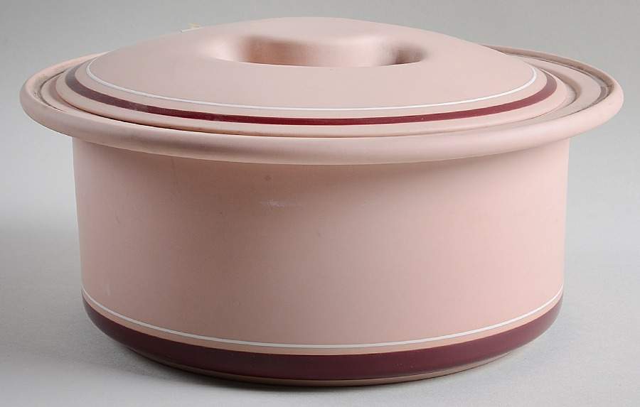 Genesis Mauve 3 Quart Round Covered Casserole by Arita-1