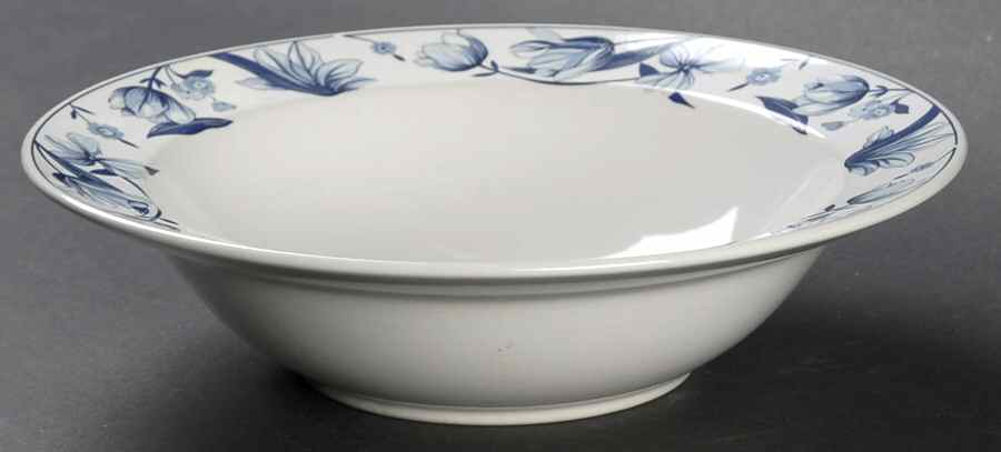 Heirloom Rim Cereal Bowl by Arita-1