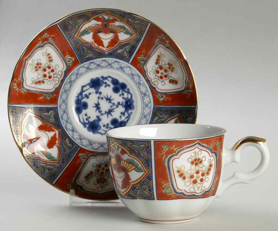 Imari Flat Cup & Saucer Set by Arita-1