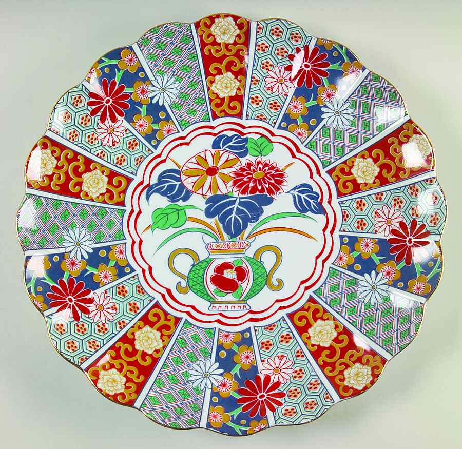 Imari Fan 12" Chop Plate (Round Platter) by Arita-1