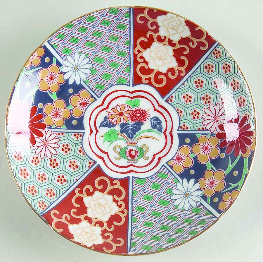 Imari Fan Saucer for Flat Cup by Arita-1
