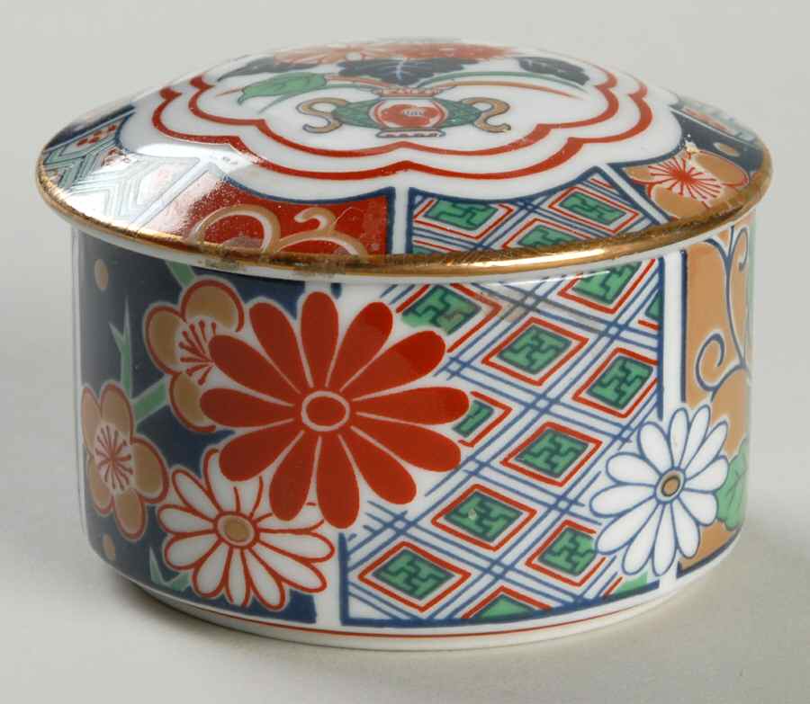 Imari Fan Trinket Box & Lid by Arita-1