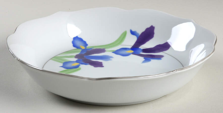 Iris Coupe Cereal Bowl by Arita-1
