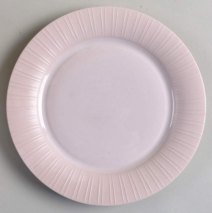 Lagoon Pink Salad Plate by Arita-1