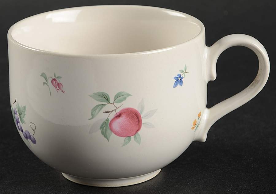 Orchard Flat Cup by Arita-1