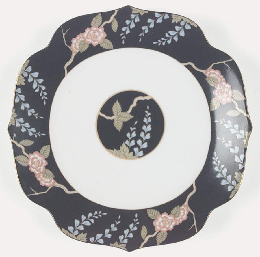 Wisteria Enchantment Dinner Plate by Arita-1