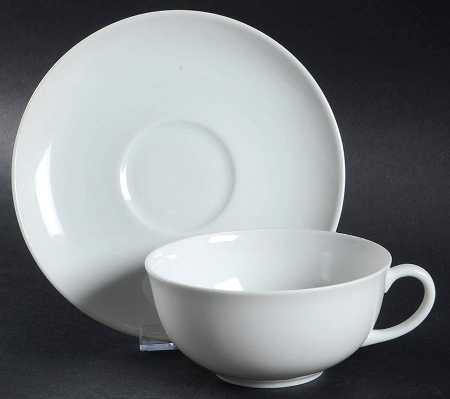 Bianco (Shape 1495) Flat Cup & Saucer Set by Arzberg-1