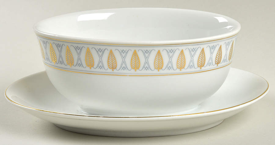 Lotus Gravy Boat with Attached Underplate by Arzberg-1