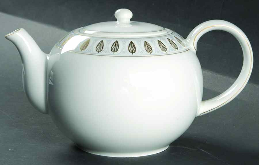 Lotus Teapot & Lid by Arzberg-1