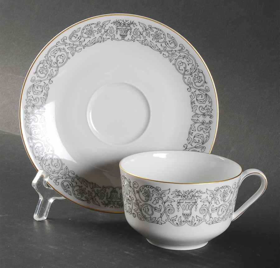 Medici Black Flat Cup & Saucer Set by Arzberg-1