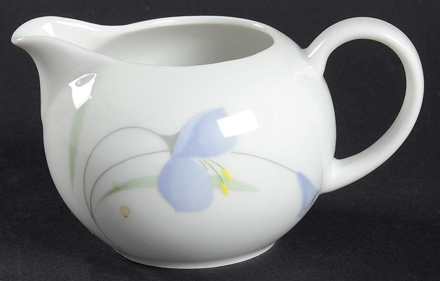 Midnight Creamer by Arzberg-1