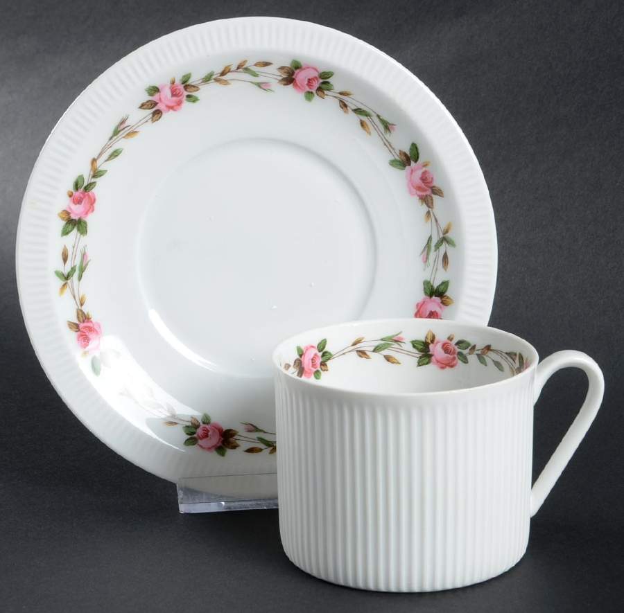Moss Rose Flat Cup & Saucer Set by Arzberg-1