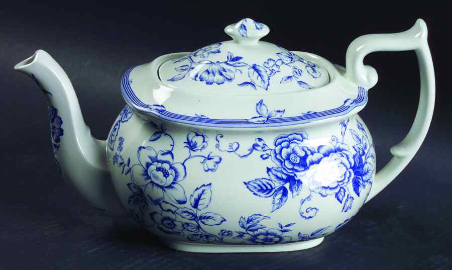 Clifton Teapot & Lid by Laura Ashley-1