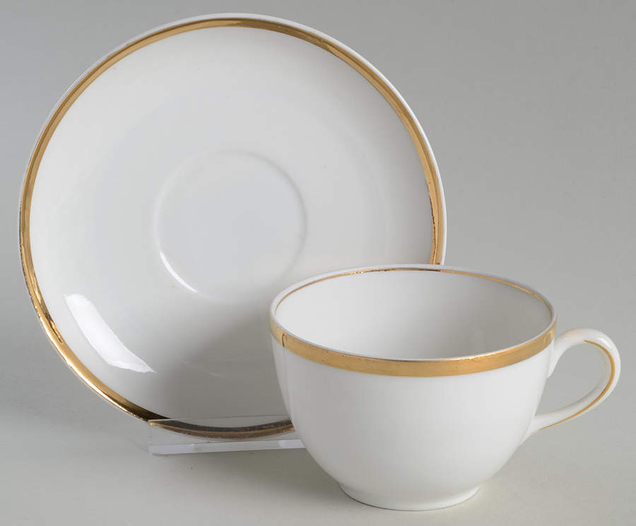 VNN100 Flat Cup & Saucer Set by Vienna-1