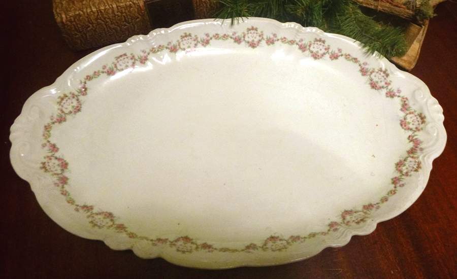 AUS49 18" Oval Serving Platter by Austria-1