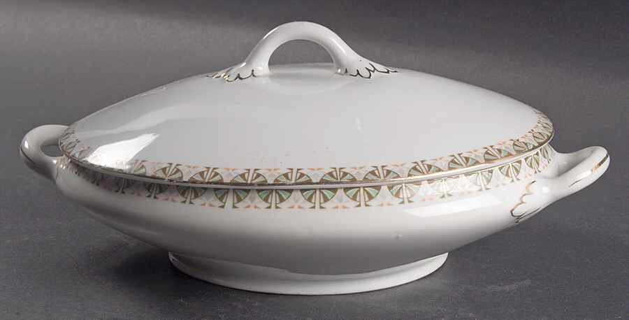 AUS65 Oval Covered Vegetable by Austria-1