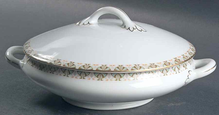 AUS65 Round Covered Vegetable by Austria-1