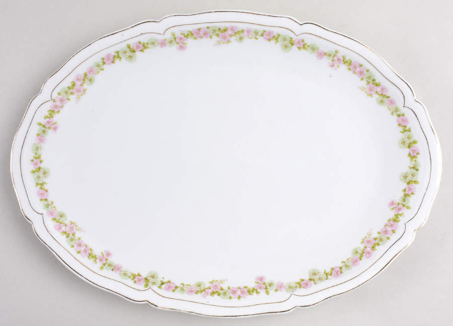The Munich 14" Oval Serving Platter by Austria-1
