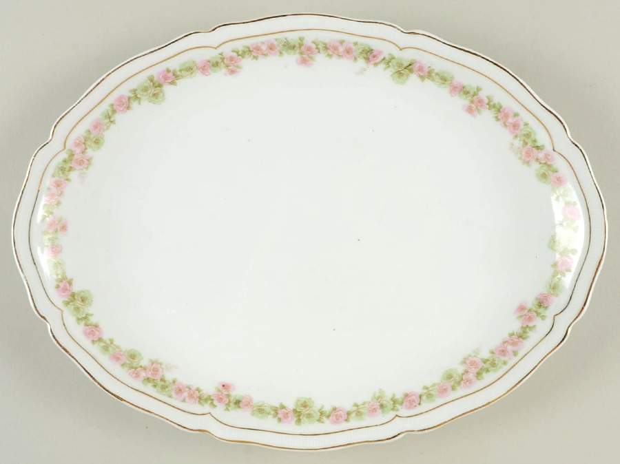The Munich 11" Oval Serving Platter by Austria-1